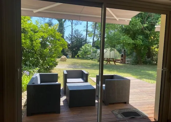 Vaste Appartement, Jardin, Proximite Ocean